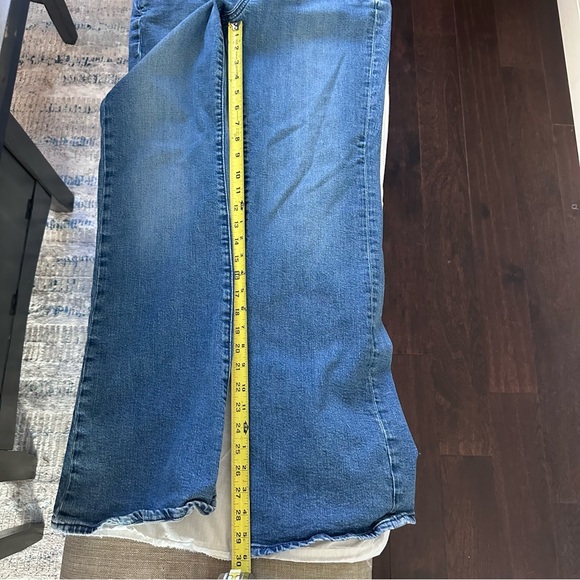 GAP 70s Flare Jeans Womens 12 31R Medium Wash Button Detail Retro - Picture 8 of 8